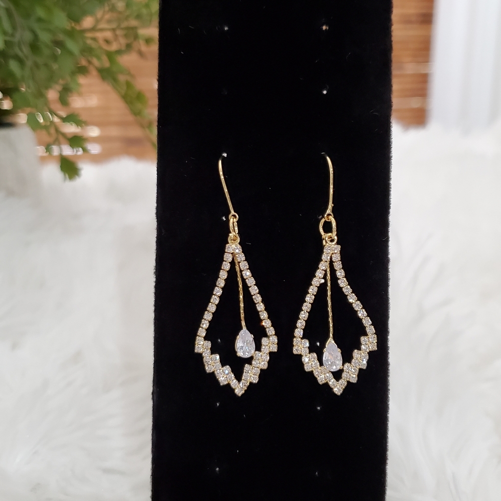 Earrings - Picture 3 of 3